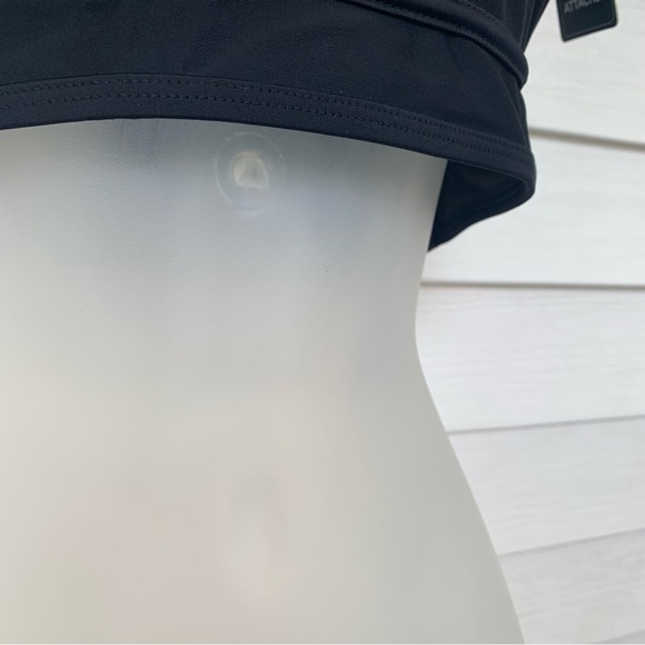 BMJL Chic Black bikini top with adjustable straps size Largw NWT - Picture 4 of 4